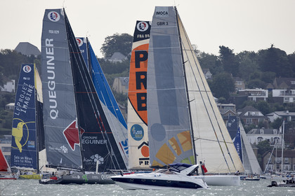 THM-15_63265_FASTNET RACE Start.