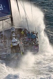 THM-17_108690_VOR-LISBON-LEG2start