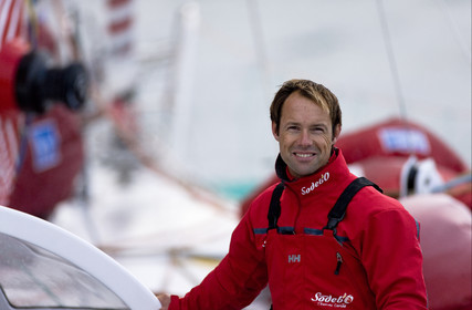 Thomas Coville (FRA) maxi trimaran SODEBO Solo round the world record attempt. Start in Brest (FRA)