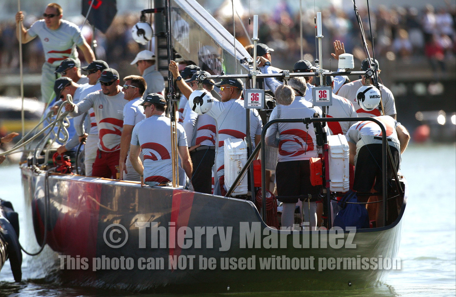 03_0932D © Th.Martinez  Auckland   New Zealand. 16 February  2003 America's Cup Day 2.Alinghi (SUI64) vs Team New Zealand (NZL82)