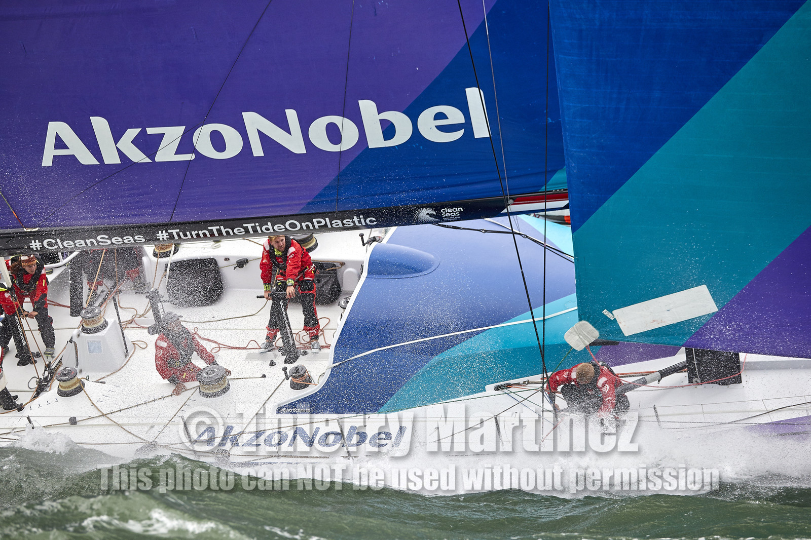 THM-17_062347_team AkzoNobel