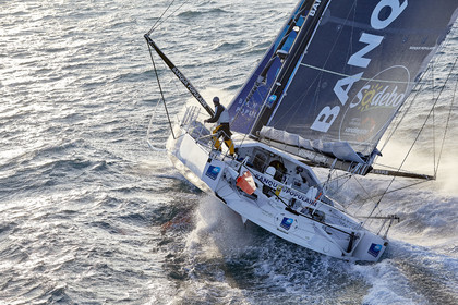 THM-17_000795_VendeeGlobeFinish