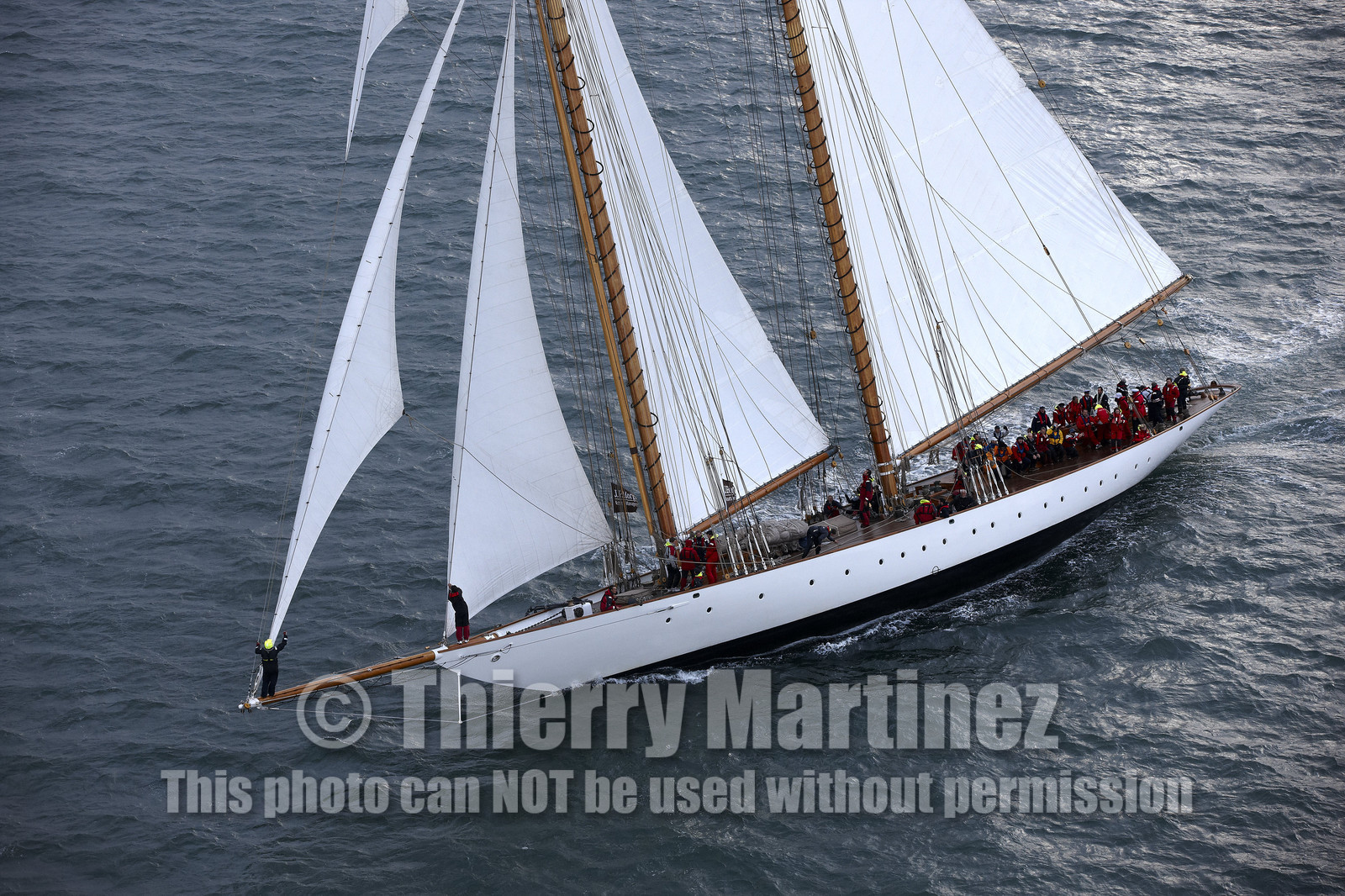 JP Morgan Asset Management Round The Island Race.