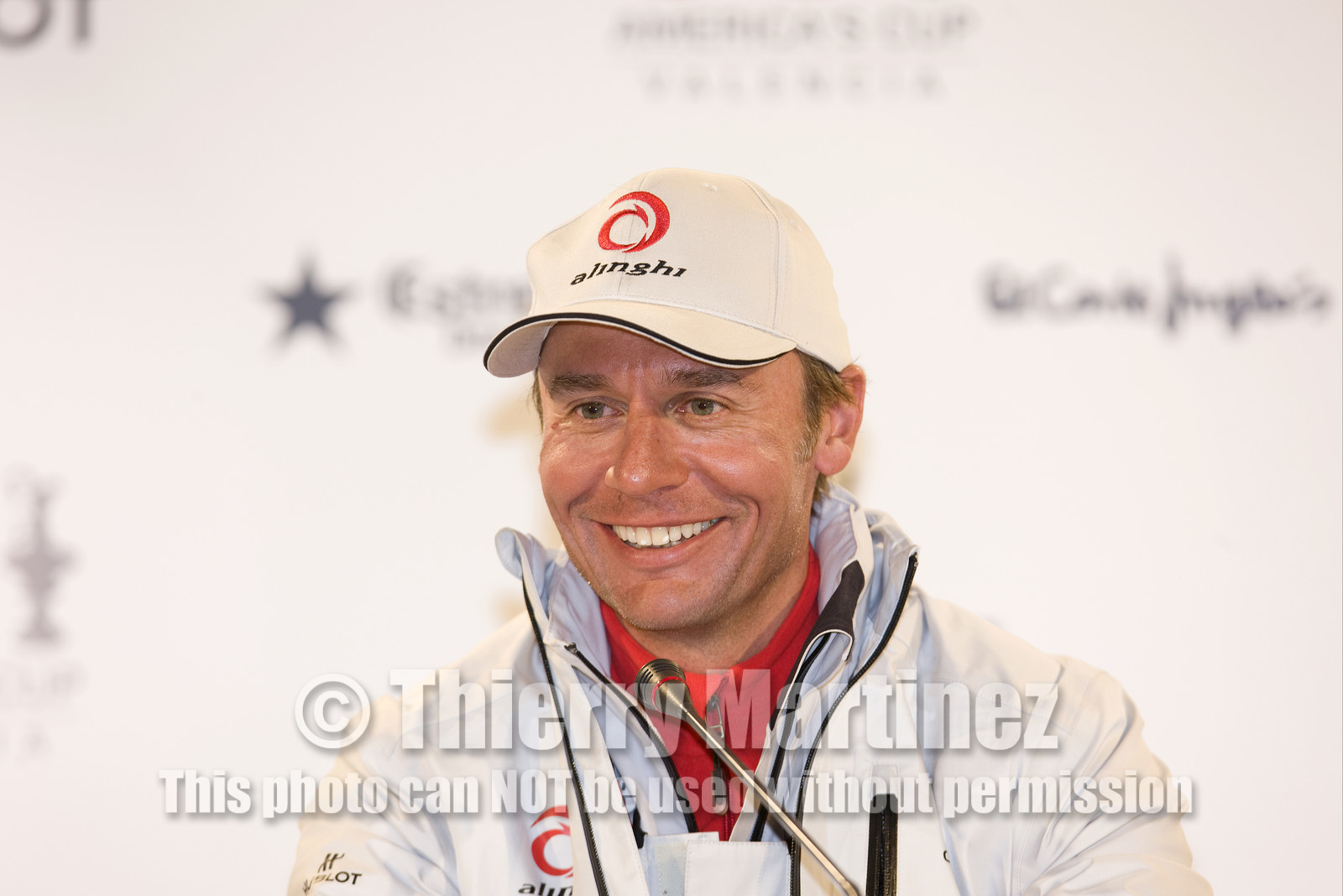 33rd  AMERICA'S CUP Valencia Spain, February 2010 - Defender:  ALINGHI (ALINGHI 5) vs Challenger : BMW Oracle Racing (USA 17)