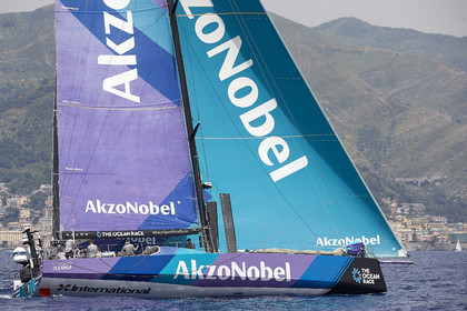 THM-21_15338_THE OCEAN RACE COASTAL RACE GENOVA