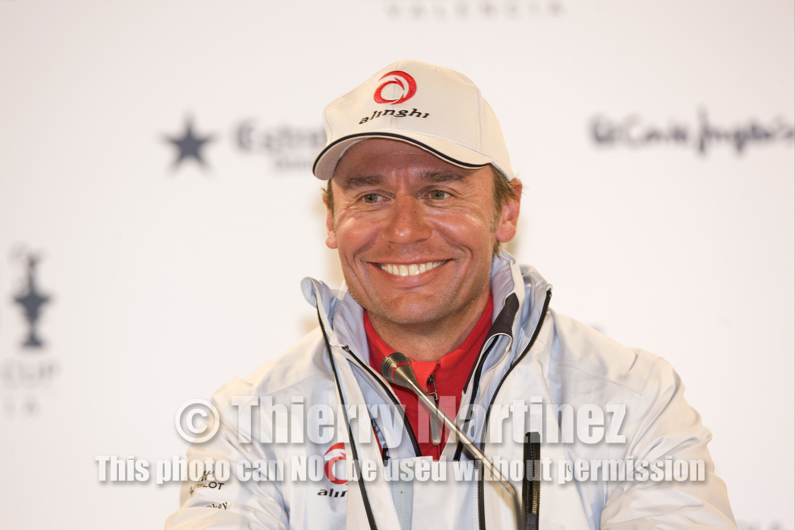 33rd  AMERICA'S CUP Valencia Spain, February 2010 - Defender:  ALINGHI (ALINGHI 5) vs Challenger : BMW Oracle Racing (USA 17)