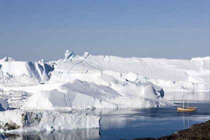 Schooner LA LOUISE sailing on west coast of Greenland.