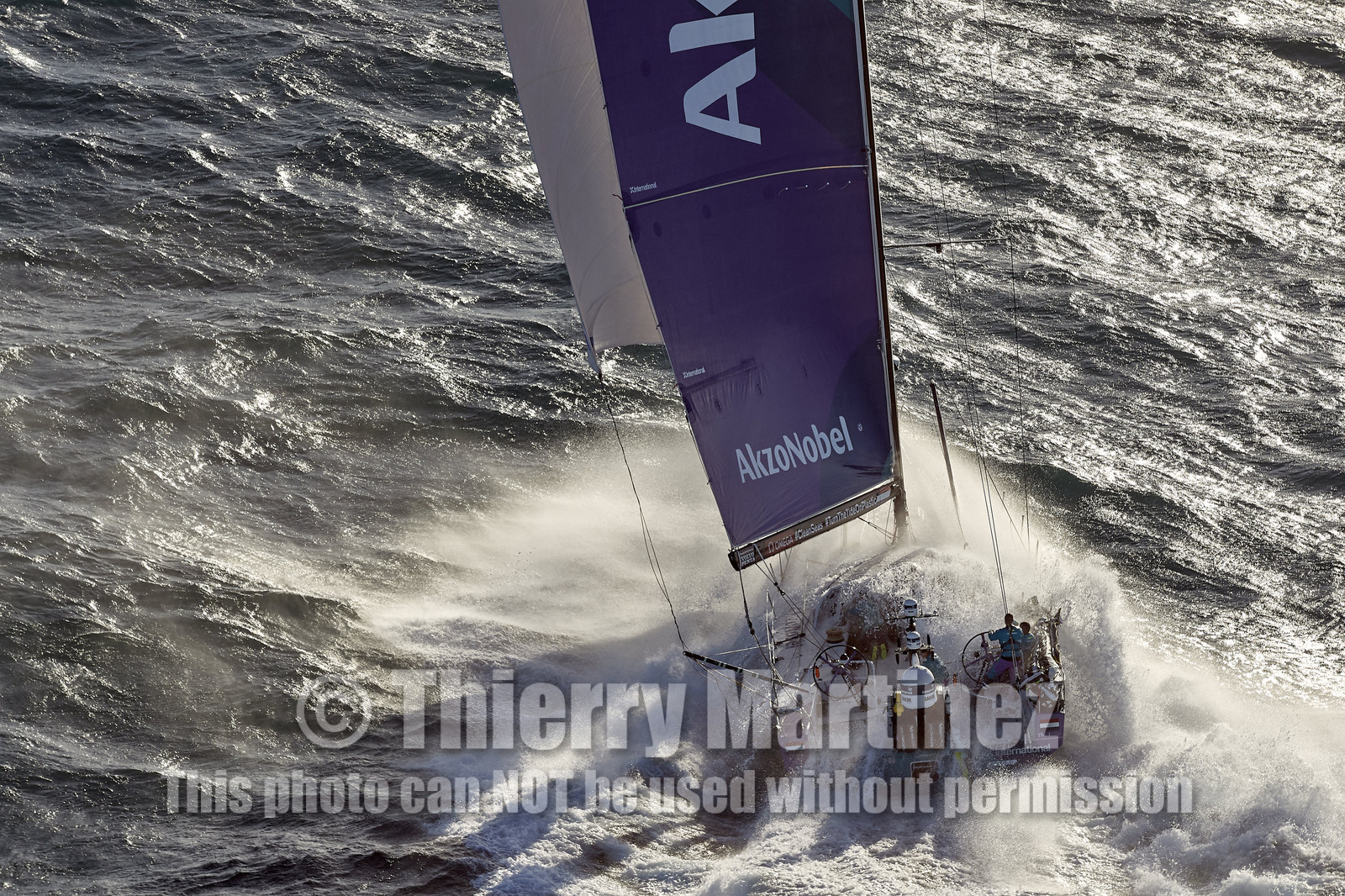 THM-17_105632_VOR-LISBON-LEG2start