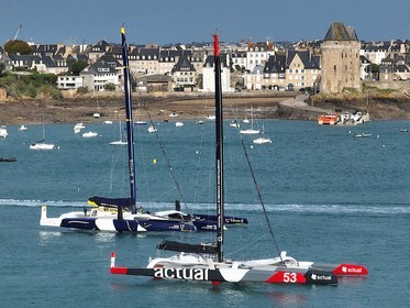 22_37157   © Thierry Martinez.DINARD, FRANCE.9 Novembre  2022Départ de la 12éme ROUTE DU RHUM, transatlantique course à la voile en solitaire de St Malo(FRA)  à Pointe à Pitre (FRA-Guadeloupe) 3.543 milles nautiques.La flotte des Ultimes en attente à Dinard.