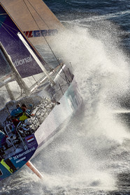 THM-17_108355_VOR-LISBON-LEG2start