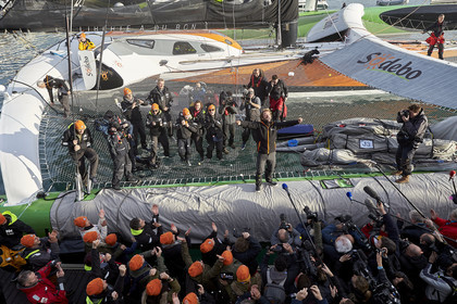 Single-handed sailing round the world record .