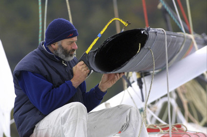 Yves Parlier (FRA) Vendée Globe 2000-01