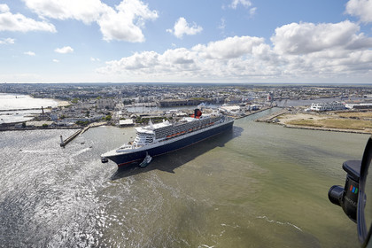 THM_17_041245_THE_BRIDGE