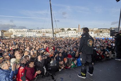 Single-handed sailing round the world record .