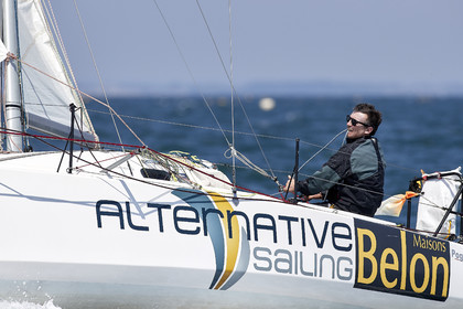 THM-17_010211-MINIenMai