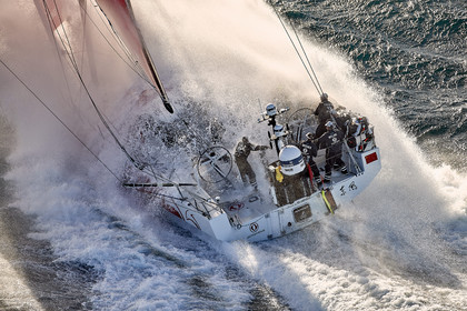 THM-17_107605_VOR-LISBON-LEG2start