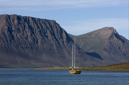 Schooner LA LOUISE sailing on west coast of Greenland.