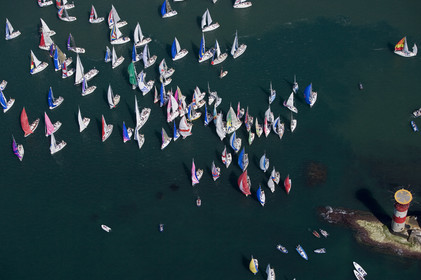 ROUND THE ISLAND RACE, ISLE OF WIGHT-UK . 3  June 2006.