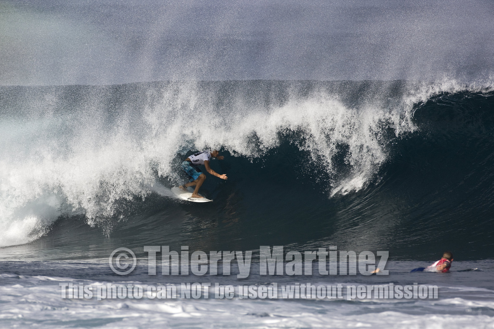 2011 VOLCOM PIPE PRO  ( Surf contest) at Banzai Pipeline Beach, North Shore - Oahu - Hawaii.