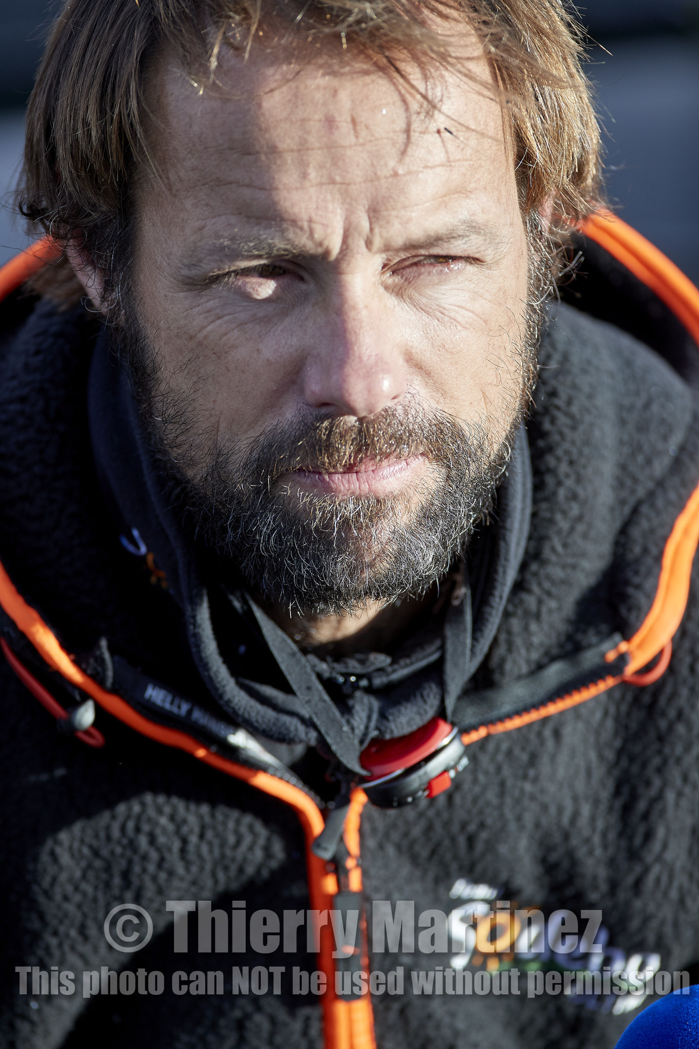 Single-handed sailing round the world record .