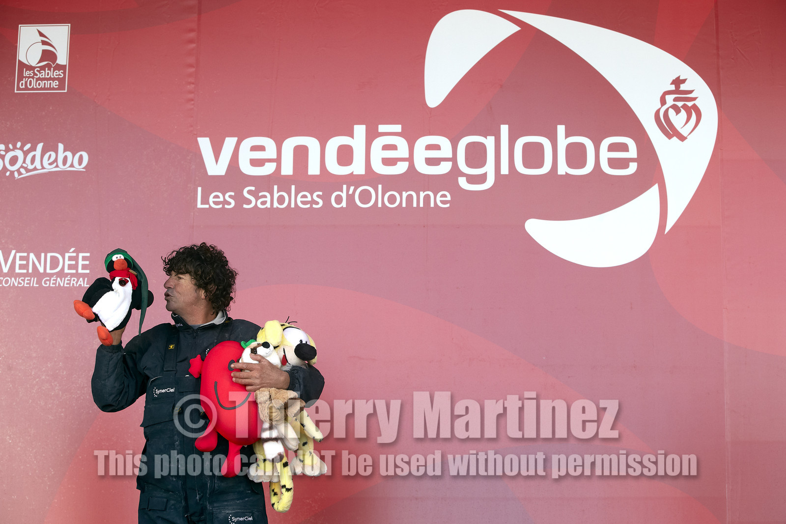 13_01941  2012 13 VENDEE GLOBE. Arrival in Les sables d'Olonne (