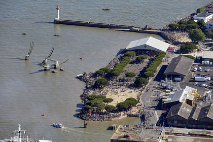 THM_17_044288_THE_BRIDGE-Start