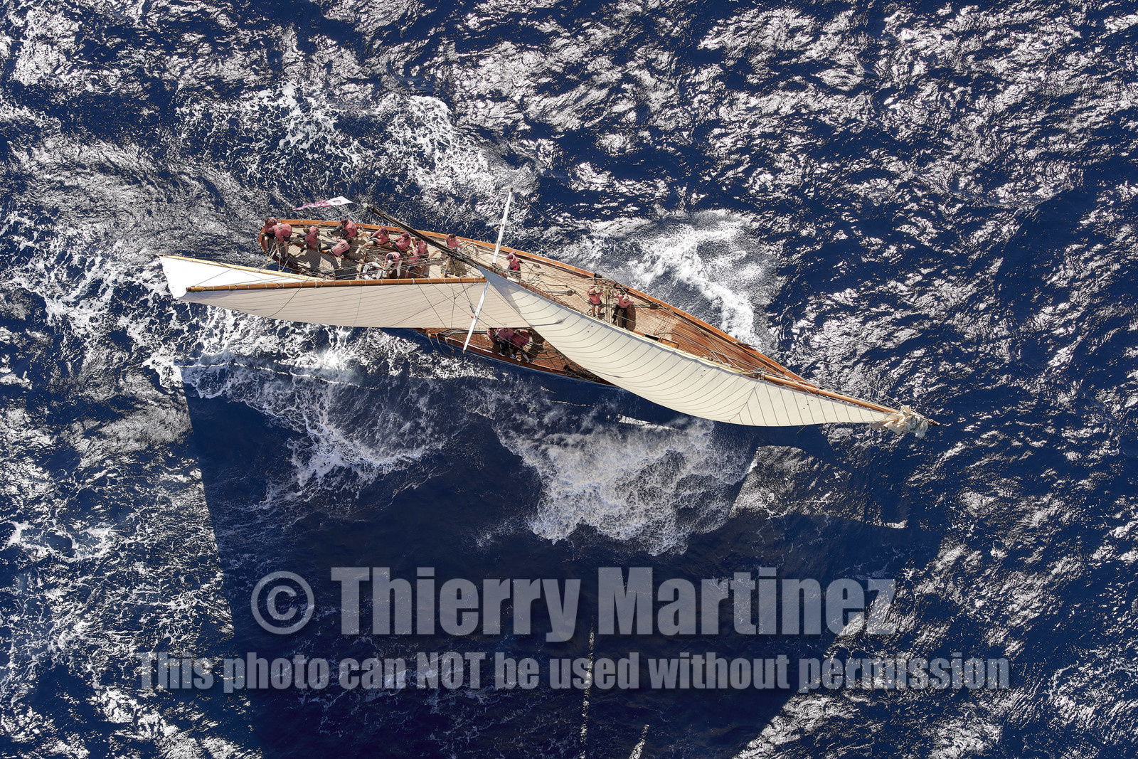 THM-21_23258_VOILES ST TROPEZ DAY 2 HELI