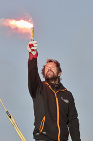 Single-handed sailing round the world record .