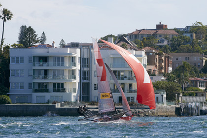 15_019566-Skiff-Sydney