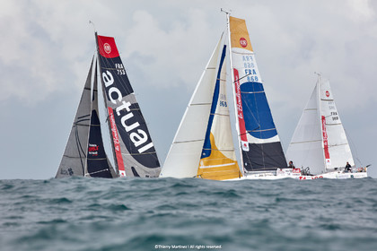 23_22496   © Thierry Martinez. LES SABLES D'OLONNE, 85 - FRANCE 25 septembre 2023.Départ MINI TRANSAT 2023. Départ du Dimanche 24 septembre retardé au Lundi 25 Sept .Les Sables d’Olonne (FRA)    Santa Cruz de la Palma ( Canaries)    St François ( Guadeloupe): 4050 NM.