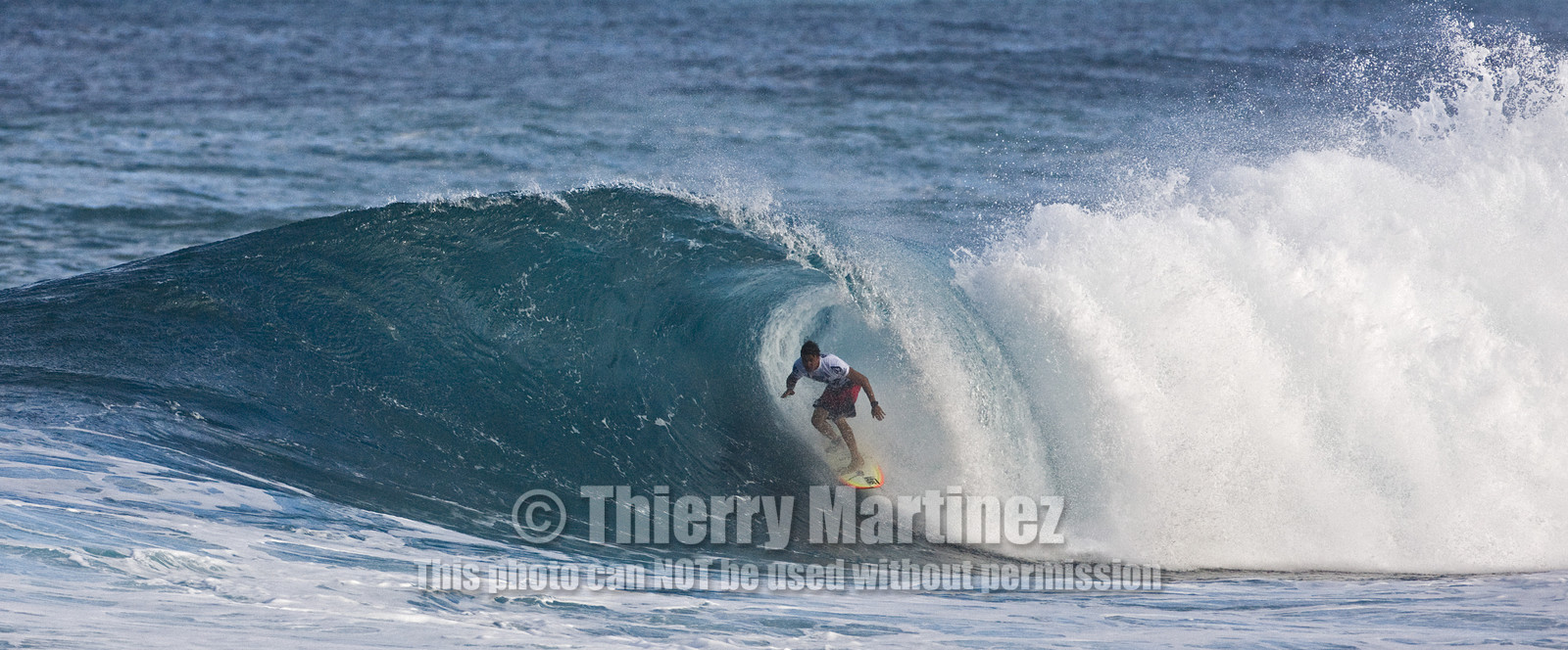 2011 VOLCOM PIPE PRO  ( Surf contest) at Banzai Pipeline Beach, North Shore - Oahu - Hawaii.