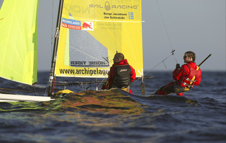 03_3117D    © Th.Martinez,STOCKHOLM SWEDEN, 9 07 03-Archipelago Raid (2003) Leg 3..GB Glace ,Bengt Jacobson (SWE) and Jan Schiratzki (SWE)