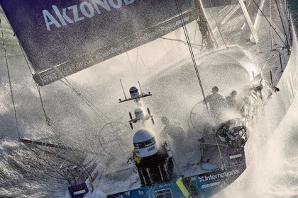 THM-17_108734_VOR-LISBON-LEG2start