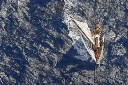 THM-21_23185_VOILES ST TROPEZ DAY 2 HELI