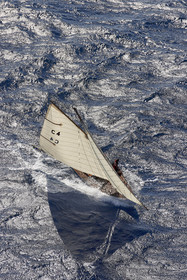THM-21_23159_VOILES ST TROPEZ DAY 2 HELI