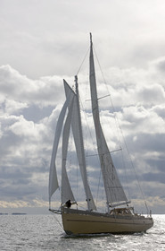 LA LOUISE new schooner  of Thierry Dubois (FRA) Sailing in Golfe du Morbihan (FRA)
