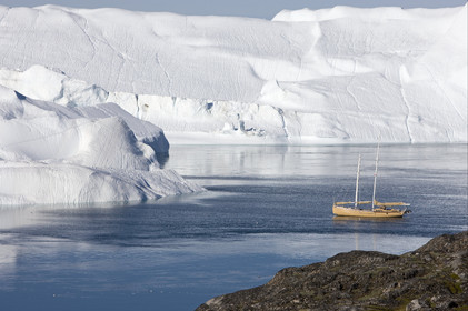 Schooner LA LOUISE sailing on west coast of Greenland.