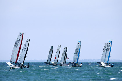 2015 McDougall + McConaghy Moth Worlds. Sorrento - VIC AUSTRALIA  . 6 16 January 2015. Organize by Sorrento Sailing Couta Boat Club.