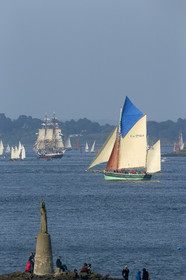 Semaine du Golfe 2015. Parade d'arrivée de la flotte.