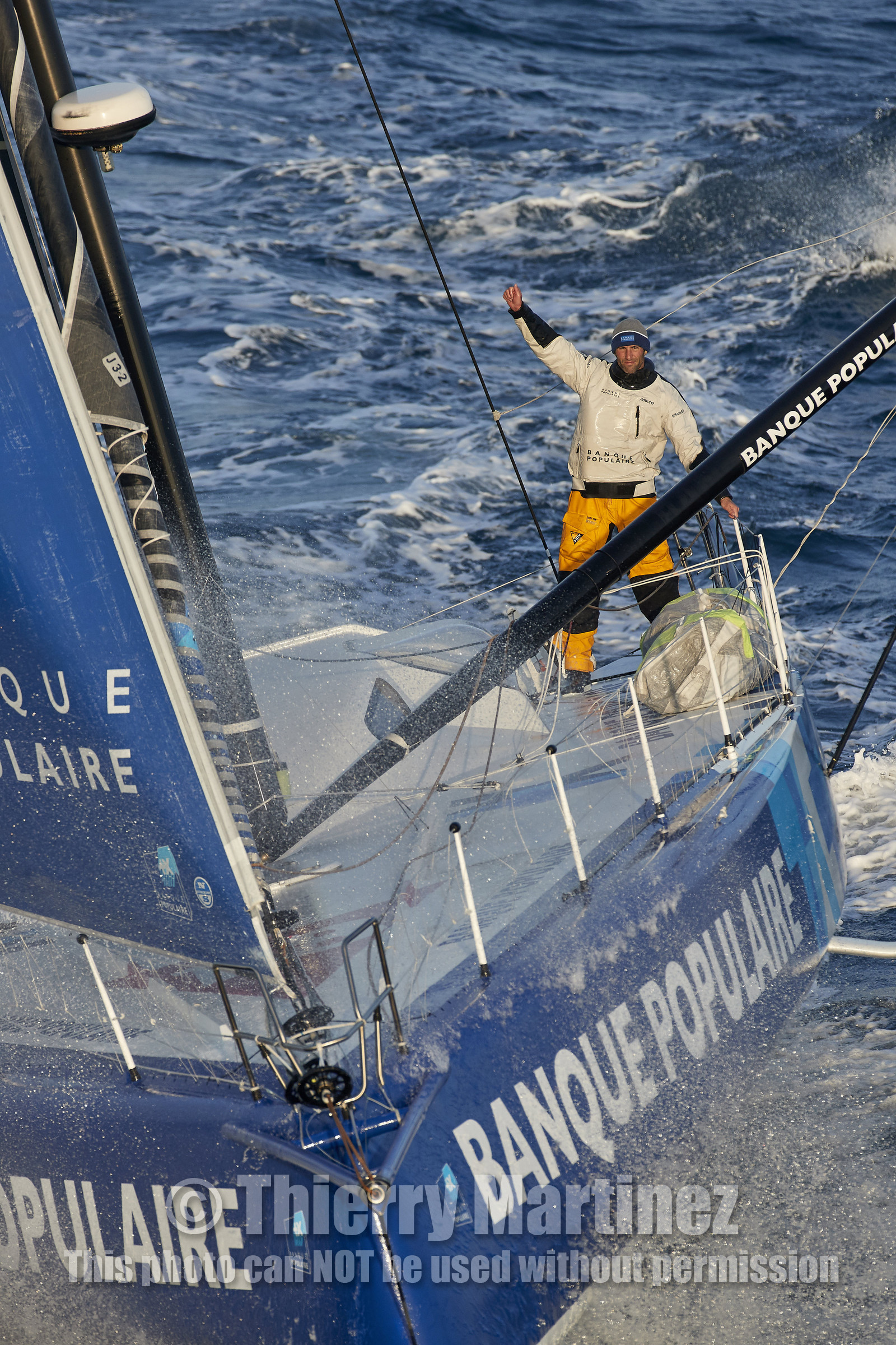 THM-17_000071_VendeeGlobeFinish