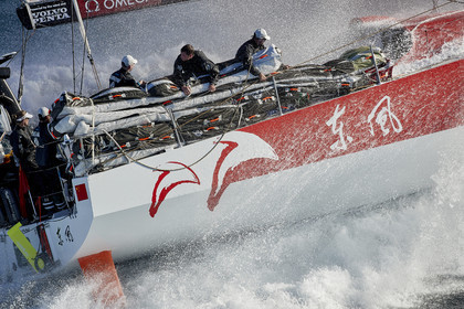 THM-17_107953_VOR-LISBON-LEG2start