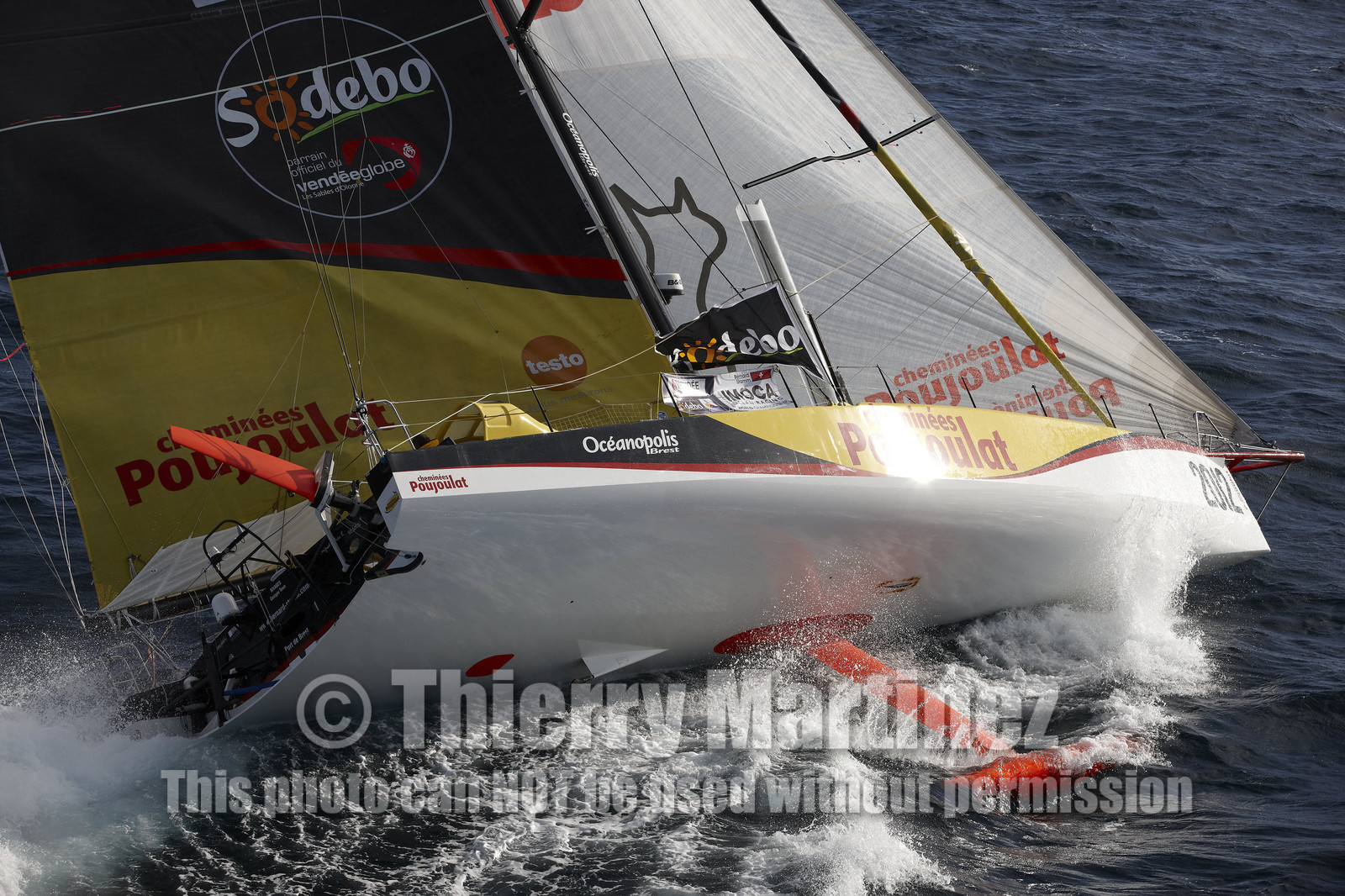 12_20338 CHEMINEES POUJOULAT ( IMOCA 60') , Skipper Bernard Stamm (SUI)