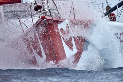 16_40473  ©Th.Martinez Sea&Co.  ILE DE GROIX - - FRANCE. 3 Août 2016. .Tanguy De Lamotte (FRA), a bord de l'IMOCA Initiatives-Coeur au large de l'Ile de Groix (FRA) en préparation du Vendée Globe 2016-17.