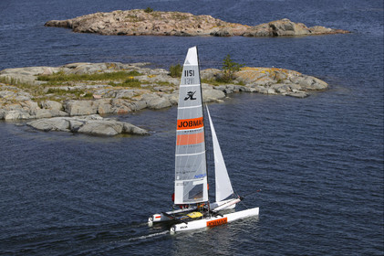 03_3161D © Th.Martinez,STOCKHOLM ARCHIPELAGO-SWEDEN9 07 03-Archipelago Raid (2003)  Leg 2.JOBMAN arriving at RODLOGA check point.