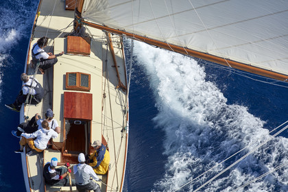 THM-21_22958_VOILES ST TROPEZ DAY 2 HELI