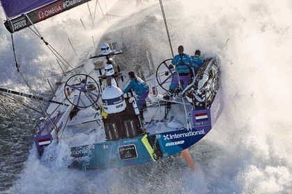 THM-17_108727_VOR-LISBON-LEG2start