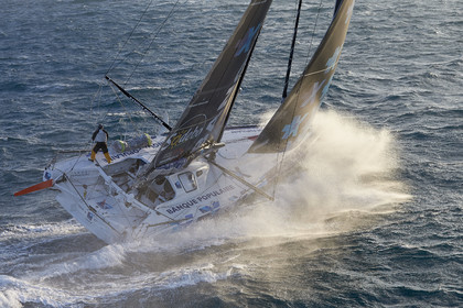 THM-17_000815_VendeeGlobeFinish