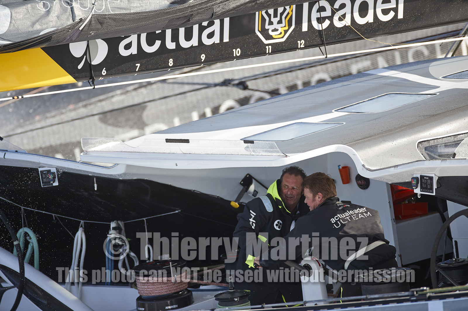 « ULTIM ACTUAL LEADER , Skipper Yves Le Blevec.