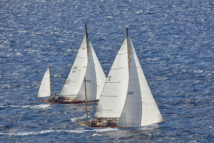 THM-21_23045_VOILES ST TROPEZ DAY 2 HELI