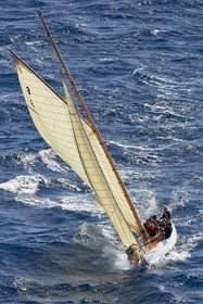 THM-21_23006_VOILES ST TROPEZ DAY 2 HELI